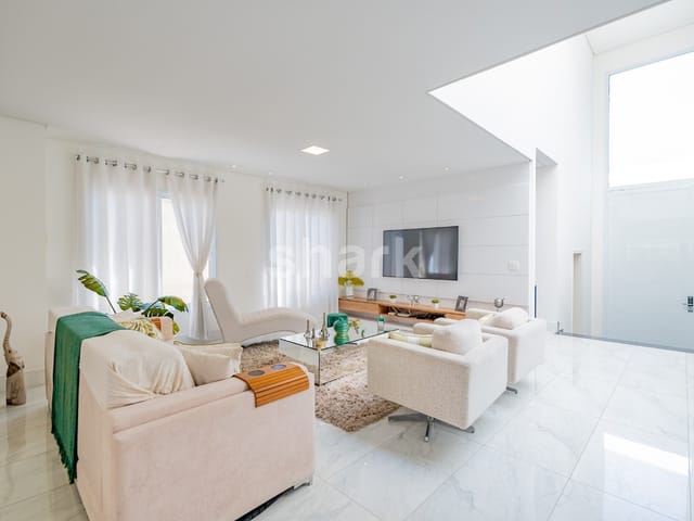 Casa com 609m² 5 quartos e 8 banheiros, à venda, no bairro Alphaville em Santana de Parnaíba