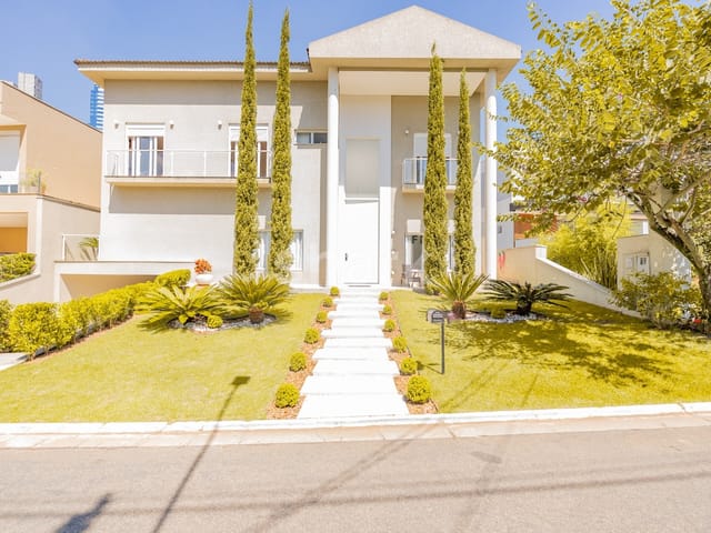 Casa com 609m² 5 quartos e 8 banheiros, à venda, no bairro Alphaville em Santana de Parnaíba
