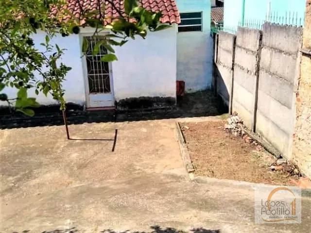 Casa com 275m² 2 quartos e 1 banheiro, à venda, no bairro Centro em Atibaia