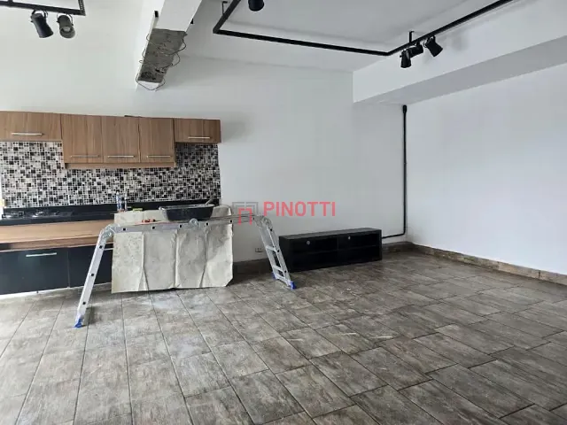 Casa 2 quartos e 2 banheiros, para alugar, no bairro Vila Euclides em São Bernardo do Campo