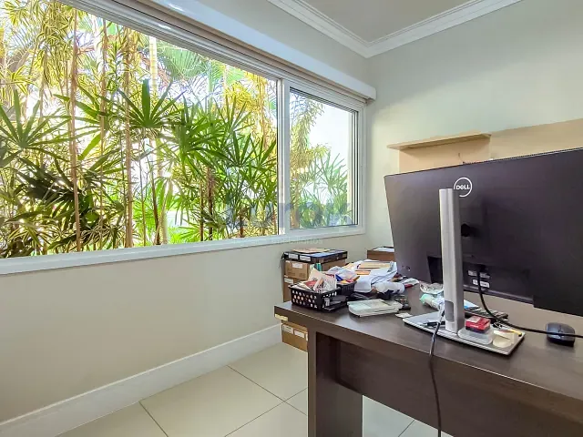 Casa com 756m² 3 quartos e 7 banheiros, à venda ou para alugar, no bairro Chácaras São Bento em Valinhos