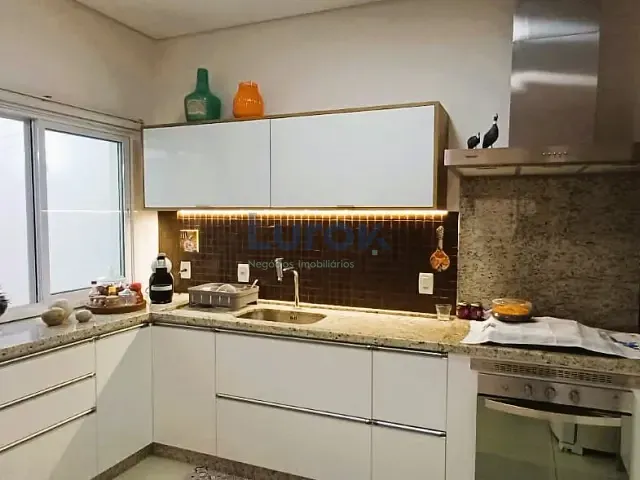 Casa 3 quartos e 3 banheiros, à venda, no bairro Jardim Monte Verde em Valinhos
