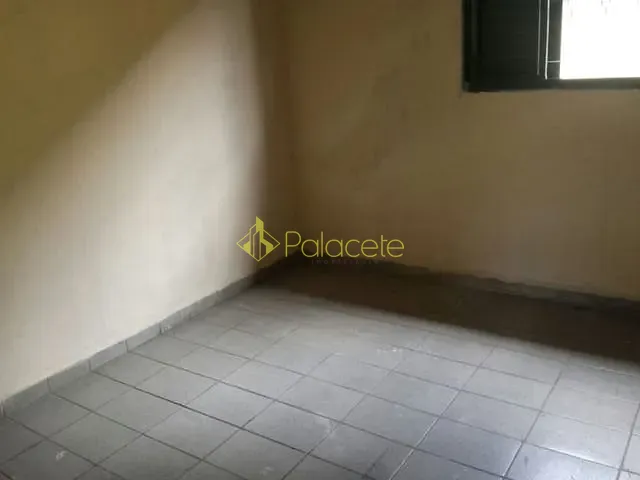 Casa com 150m² 3 quartos e 1 banheiro, à venda, no bairro Maria Áurea em Pindamonhangaba