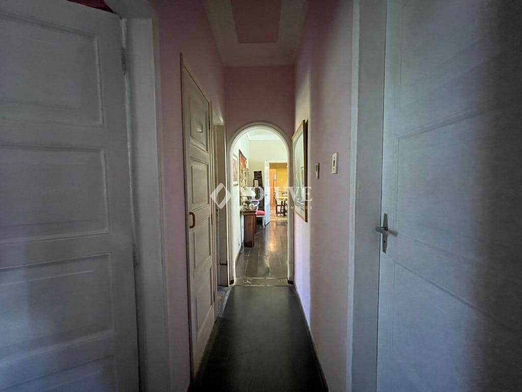 Casa à venda com 7 quartos, 271m² - Foto 7
