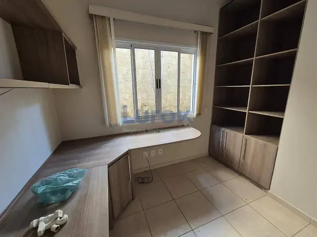 Casa com 330m² 4 quartos e 6 banheiros, para alugar, no bairro Condomínio Residencial Terras do Oriente em Valinhos