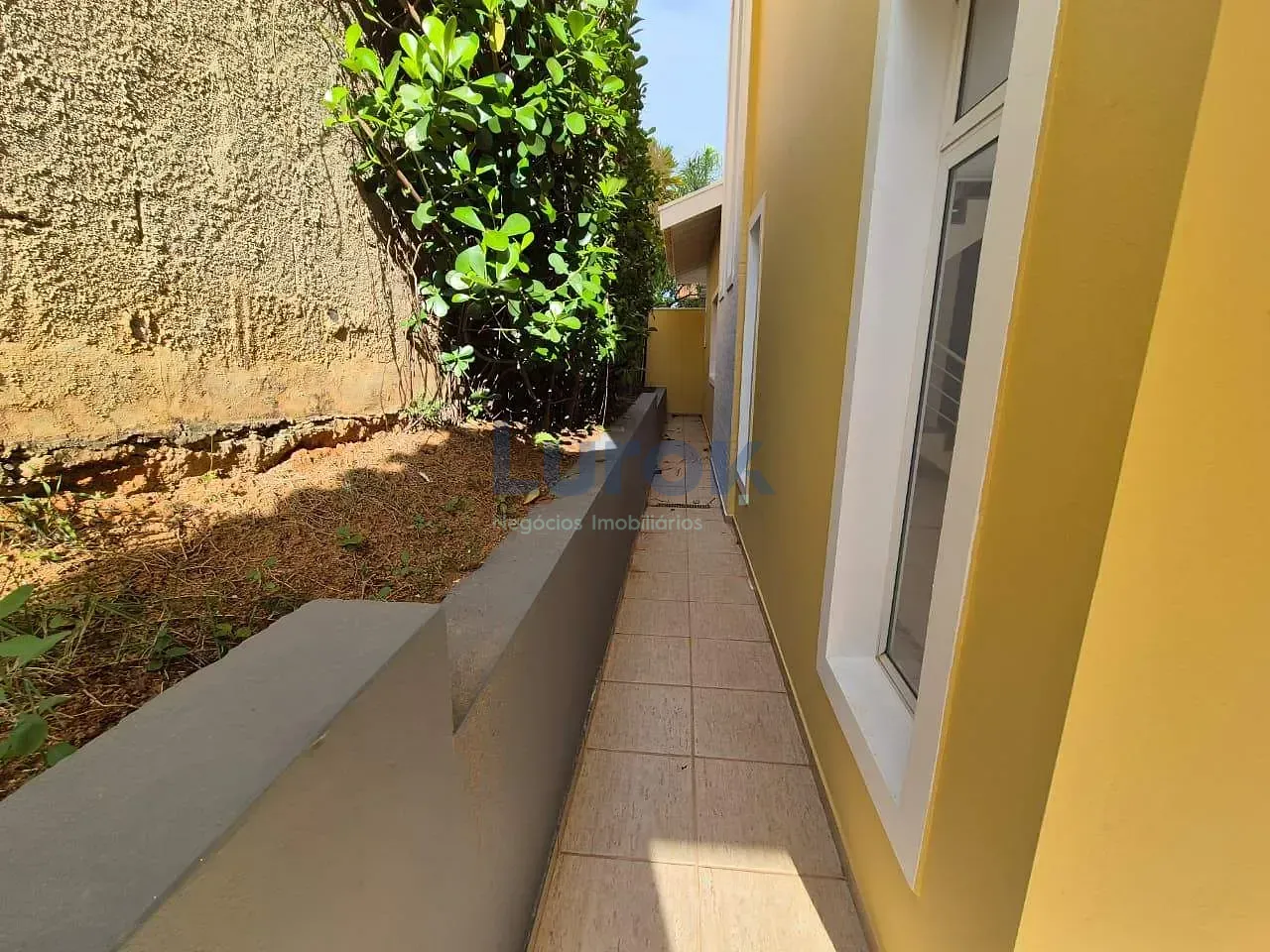Casa, 4 quartos, 220 m² - Foto 38