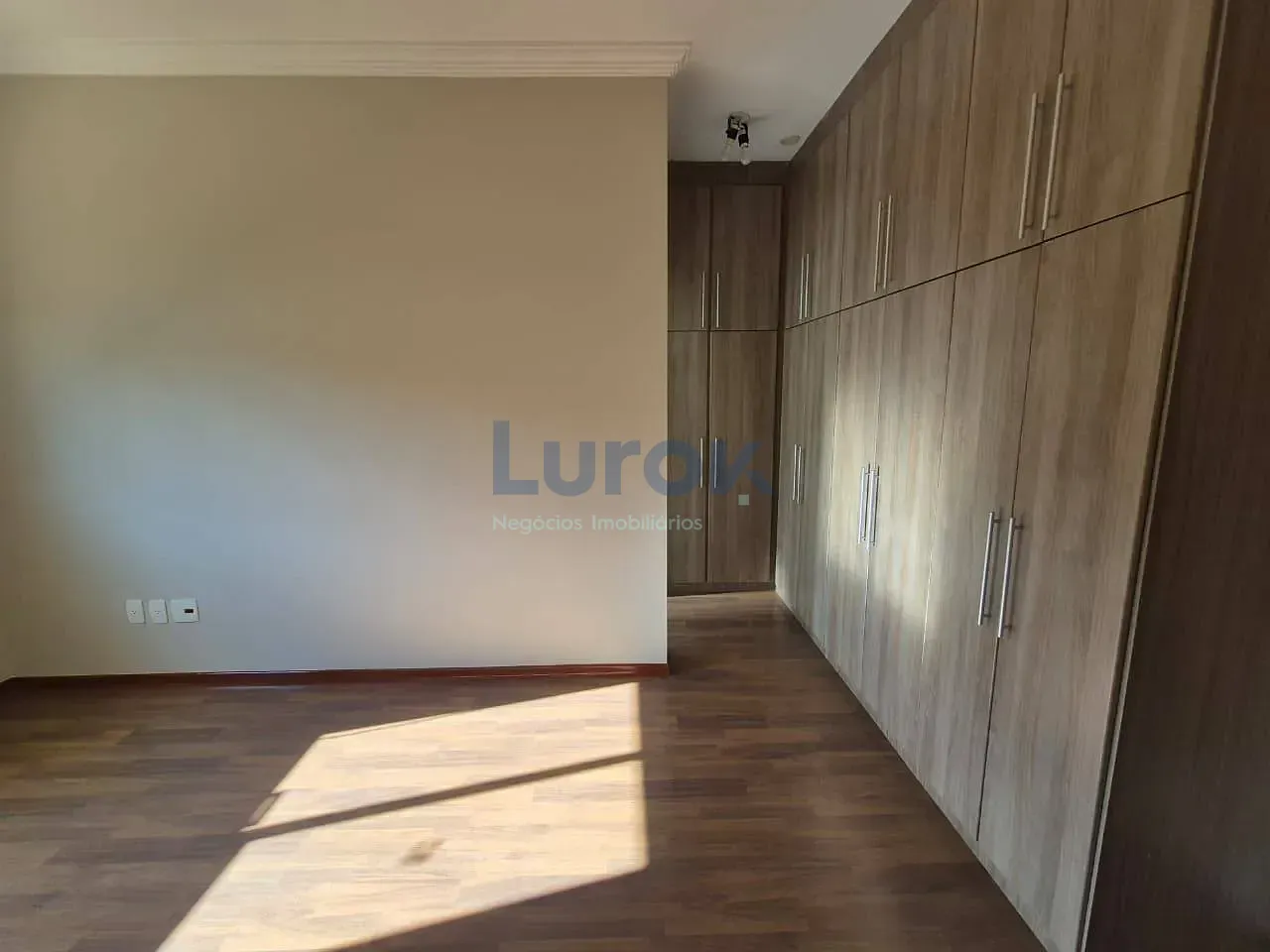 Casa, 4 quartos, 220 m² - Foto 19