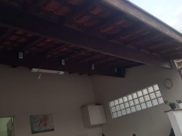Casa com 310m² 2 quartos e 1 banheiro, à venda, no bairro Jardim Santa Inês I em São José Dos Campos