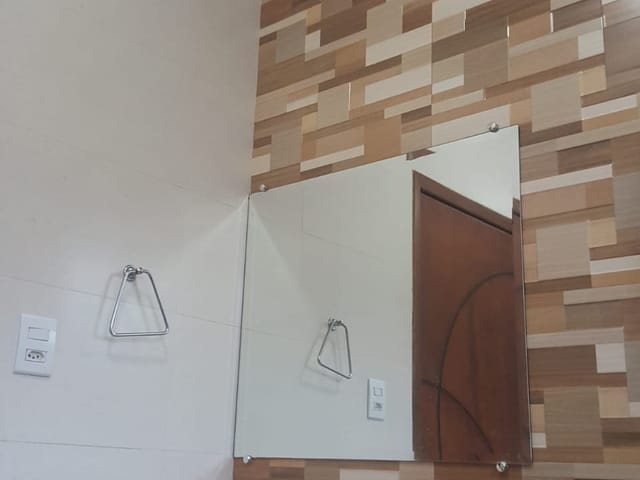 Casa com 310m² 2 quartos e 1 banheiro, à venda, no bairro Jardim Santa Inês I em São José Dos Campos