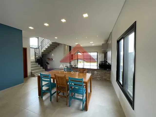Casa com 360m² 4 quartos e 1 banheiro, à venda, no bairro Piedade em Caçapava