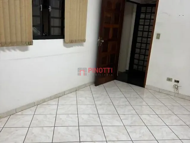 Casa 3 quartos e 2 banheiros, à venda, no bairro Santa Terezinha em São Bernardo do Campo