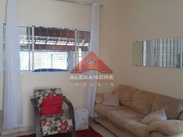 Casa com 125m² 2 quartos e 2 banheiros, à venda, no bairro Jardim Santa Inês II em São José dos Campos