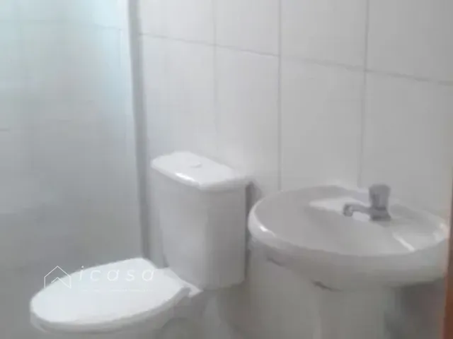 Casa com 60m² 2 quartos e 1 banheiro, à venda, no bairro Residencial Mombaca em Pindamonhangaba