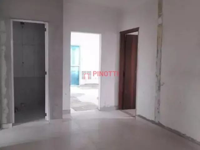 Casa 2 quartos e 2 banheiros, para alugar, no bairro Ferrazópolis em São Bernardo do Campo