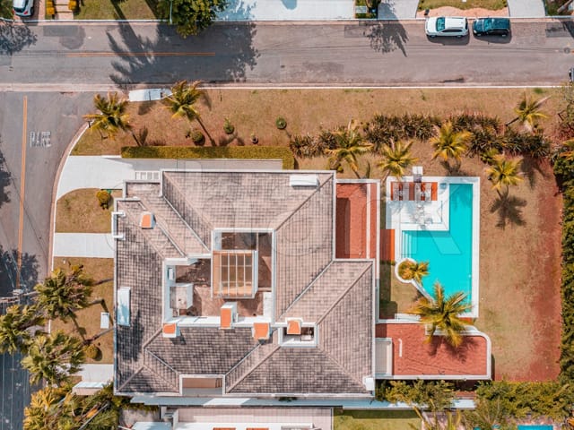 Casa com 1200m² 5 quartos e 8 banheiros, à venda, no bairro Tamboré em Santana de Parnaíba