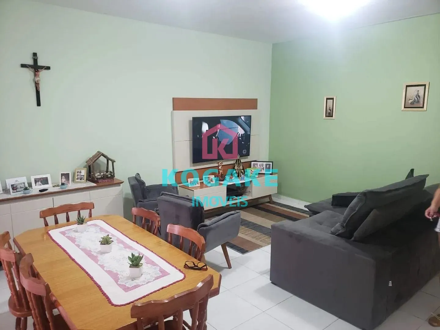 Casa, 3 quartos, 220 m² - Foto 1