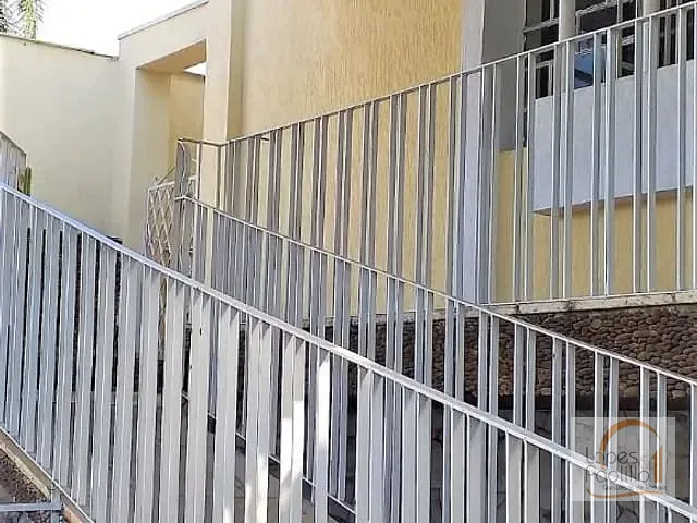 Casa com 450m² 4 quartos e 2 banheiros, à venda, no bairro Parada Inglesa em São Paulo