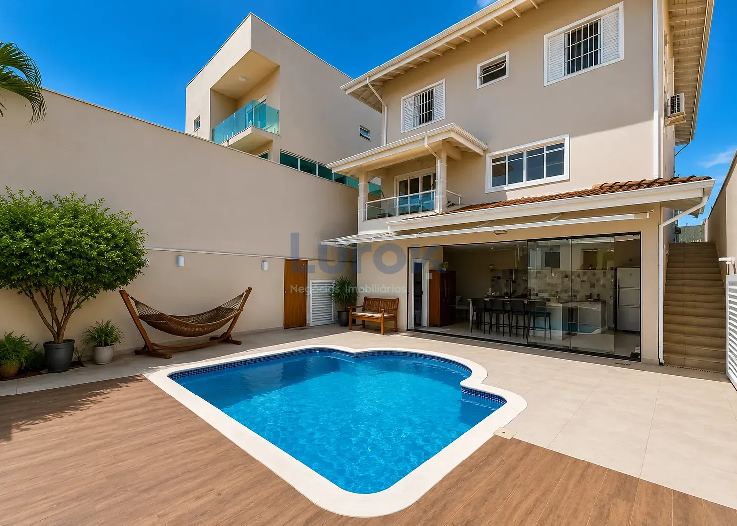 Casa, 3 quartos, 284 m² - Foto 53