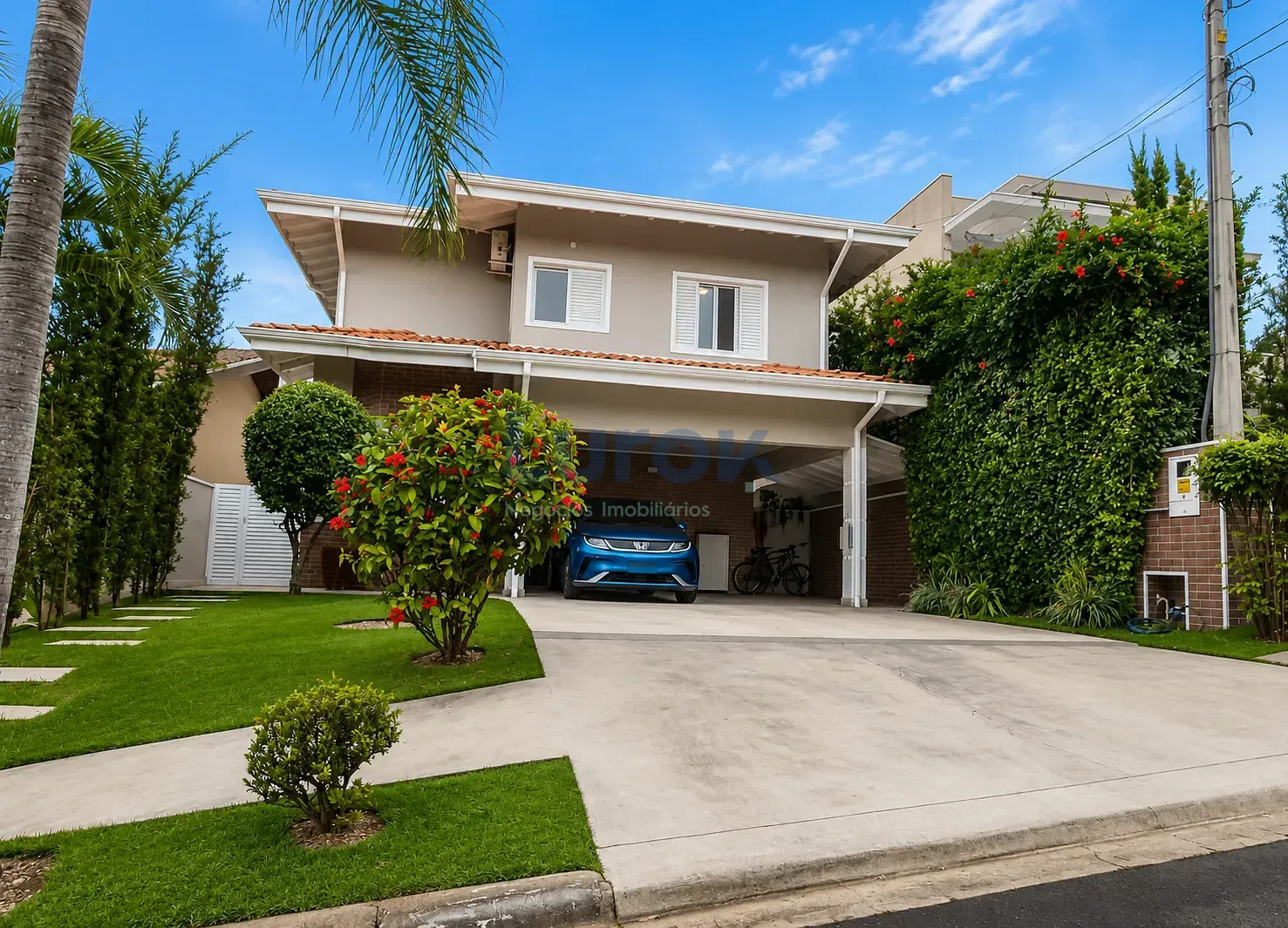 Casa, 3 quartos, 284 m² - Foto 1