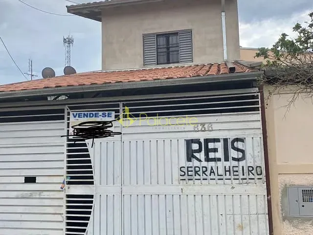 Casa com 250m² 3 quartos e 2 banheiros, à venda, no bairro Residencial Mombaça em Pindamonhangaba