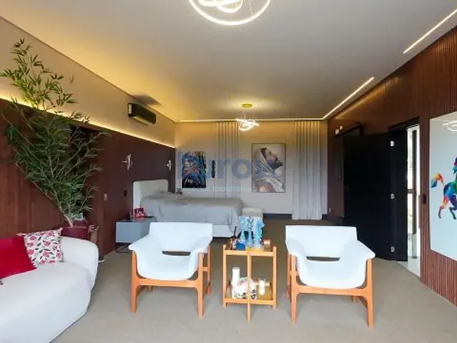 Casa com 1400m² 7 quartos e 9 banheiros, à venda, no bairro Pinheiro em Valinhos