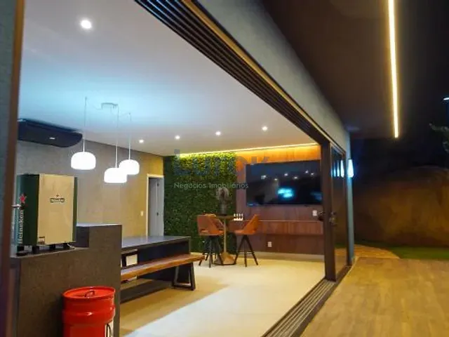 Casa com 1400m² 7 quartos e 9 banheiros, à venda, no bairro Pinheiro em Valinhos