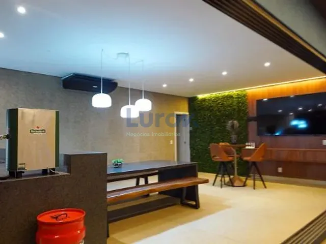 Casa com 1400m² 7 quartos e 9 banheiros, à venda, no bairro Pinheiro em Valinhos