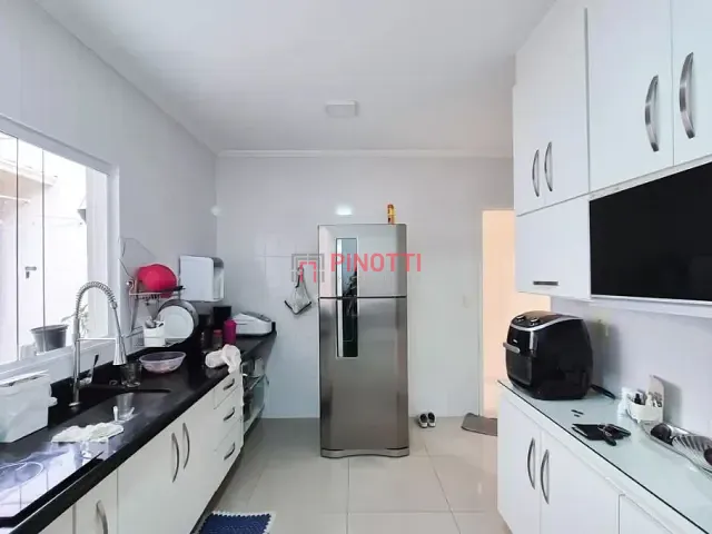 Casa 2 quartos e 2 banheiros, à venda, no bairro Vila Jordanópolis em São Bernardo do Campo