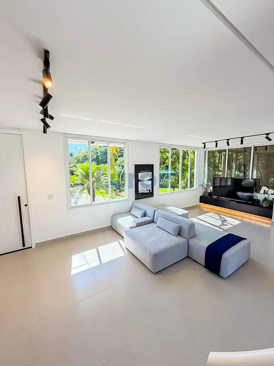 Casa, 4 quartos, 312 m² - Foto 2