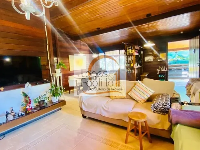 Casa com 1000m² 4 quartos e 4 banheiros, à venda, no bairro Jardim Estância Brasil em Atibaia