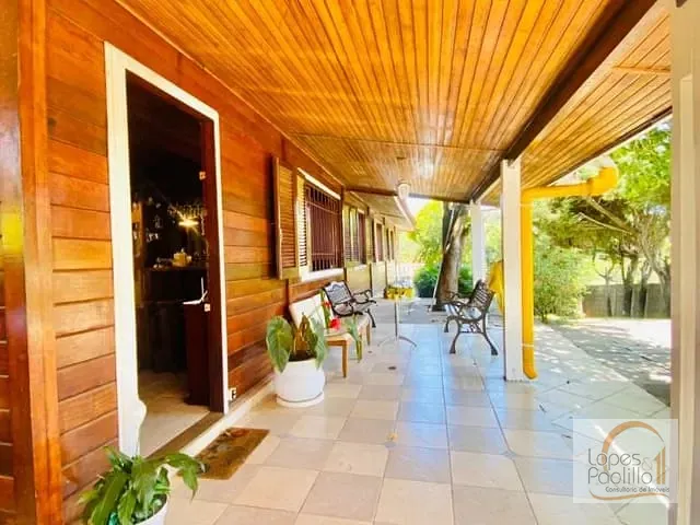 Casa com 1000m² 4 quartos e 4 banheiros, à venda, no bairro Jardim Estância Brasil em Atibaia
