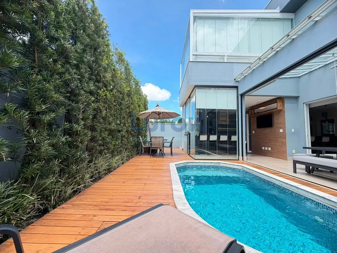 Casa, 3 quartos, 249 m² - Foto 31