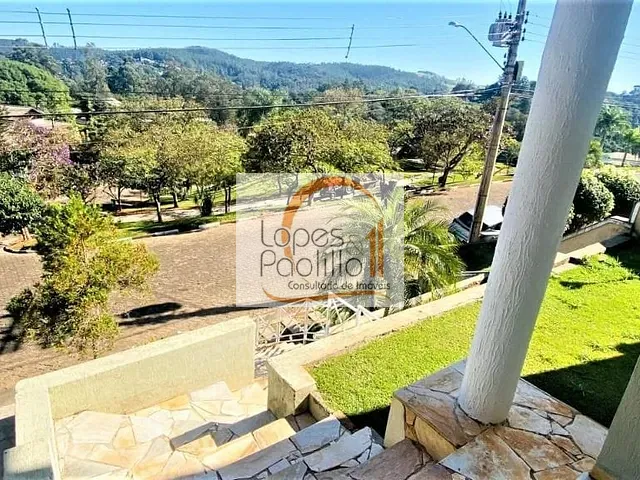 Casa com 660m² 4 quartos e 4 banheiros, à venda ou para alugar, no bairro Condomínio Parque das Garças II em Atibaia