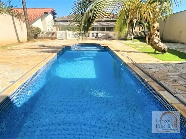 Casa com 660m² 4 quartos e 4 banheiros, à venda ou para alugar, no bairro Condomínio Parque das Garças II em Atibaia