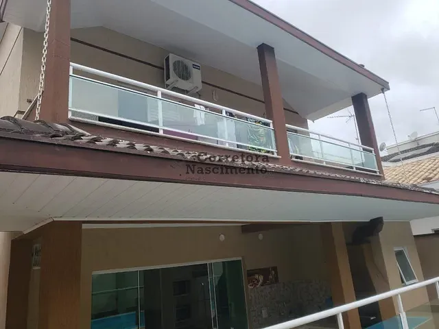 Casa com 252m² 3 quartos e 1 banheiro, à venda, no bairro Parque Califórnia em Jacareí