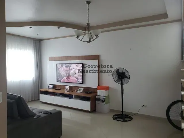 Casa com 252m² 3 quartos e 1 banheiro, à venda, no bairro Parque Califórnia em Jacareí