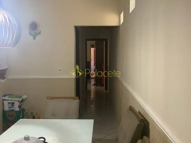 Casa com 125m² 3 quartos e 2 banheiros, à venda, no bairro Residencial Mombaça em Pindamonhangaba
