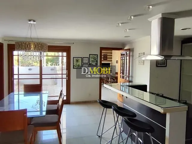 Casa com 280m² 3 quartos e 3 banheiros, à venda, no bairro Dom Feliciano em Gravataí