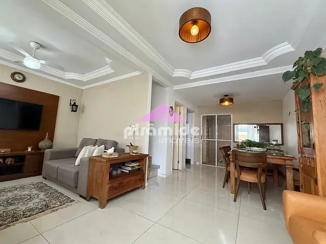 Casa com 150m² 3 quartos e 2 banheiros, à venda, no bairro Urbanova em São José dos Campos