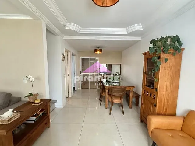 Casa com 150m² 3 quartos e 2 banheiros, à venda, no bairro Urbanova em São José dos Campos