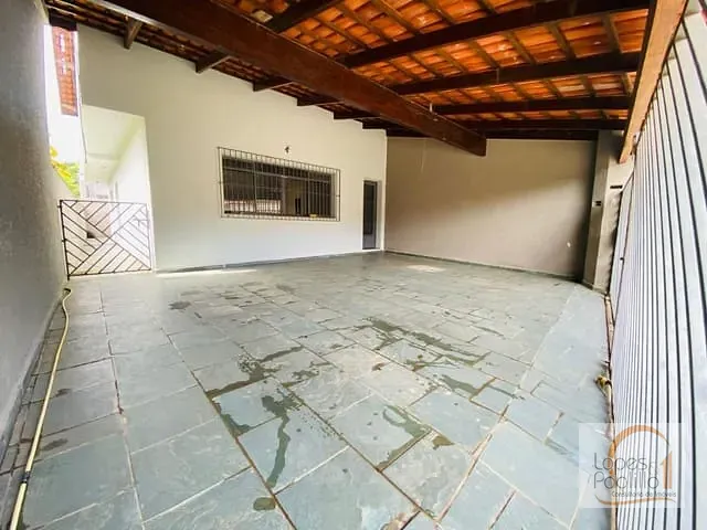 Casa com 162m² 3 quartos e 2 banheiros, à venda, no bairro Ressaca em Atibaia