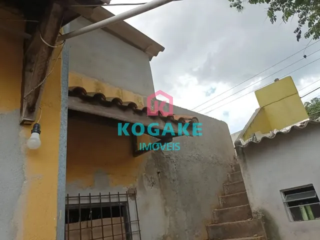 Casa com 235m² 4 quartos e 2 banheiros, à venda, no bairro Conjunto Residencial Trinta e Um de Março em São José Dos Campos