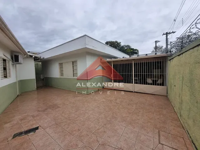 Casa com 335m² 4 quartos e 2 banheiros, à venda, no bairro Vila Betânia em São José dos Campos
