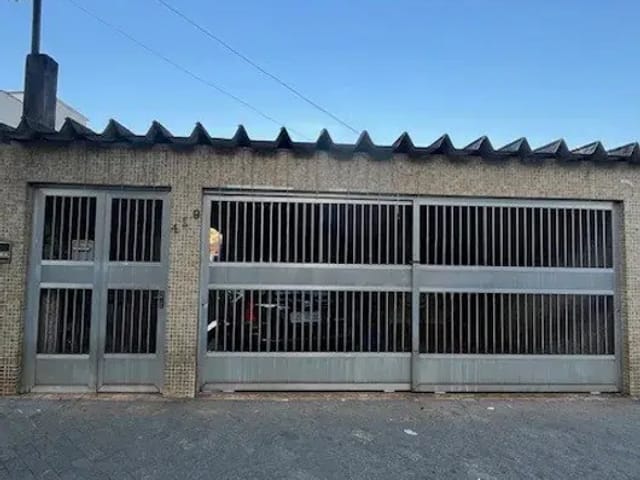 Foto do Casa - Casa para venda em Chácara Santo Antônio (Zona Leste) com 4 quartos, sendo 1 suíte , 200m² | Lares e Andares Imóveis