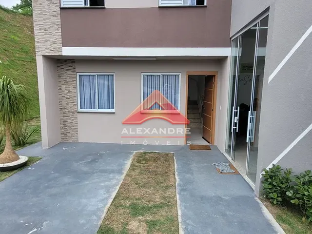 Casa com 100m² 2 quartos e 2 banheiros, à venda, no bairro Jardim das Flores em São José dos Campos