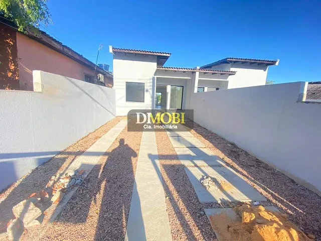 Casa com 250m² 3 quartos e 2 banheiros, à venda, no bairro Monte Belo em Gravataí