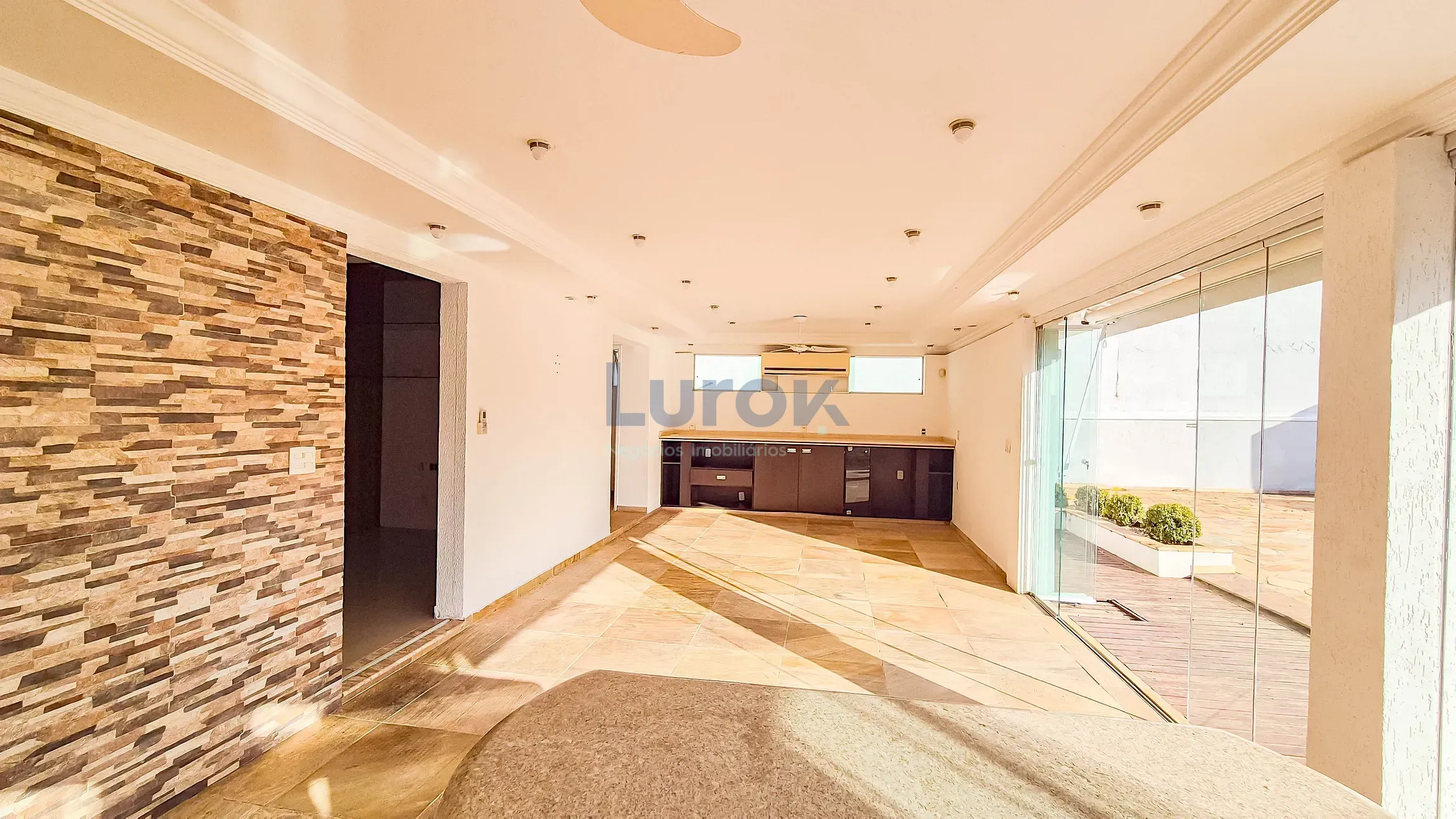 Casa, 4 quartos, 329 m² - Foto 40