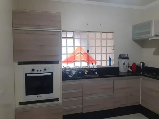 Casa com 125m² 3 quartos e 2 banheiros, à venda, no bairro Conjunto Residencial Galo Branco em São José dos Campos