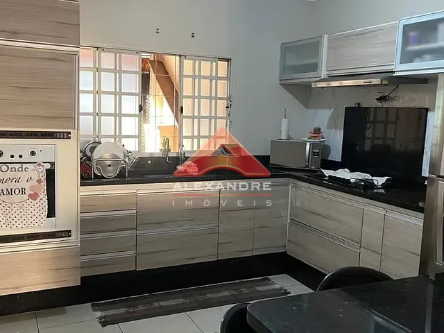 Casa com 125m² 3 quartos e 2 banheiros, à venda, no bairro Conjunto Residencial Galo Branco em São José dos Campos