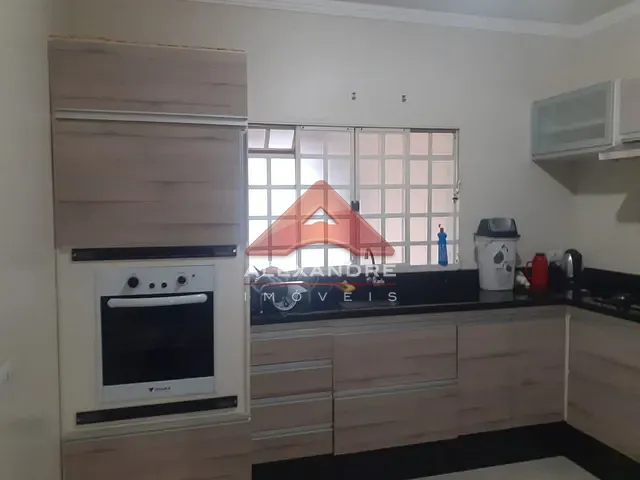 Casa com 125m² 3 quartos e 2 banheiros, à venda, no bairro Conjunto Residencial Galo Branco em São José dos Campos